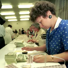 Kolkování federálních bankovek v Komerční bance (1993), Novák Tomáš, ČTK