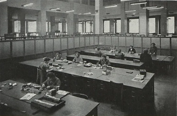 Bankovní budovy 1950 - 1993